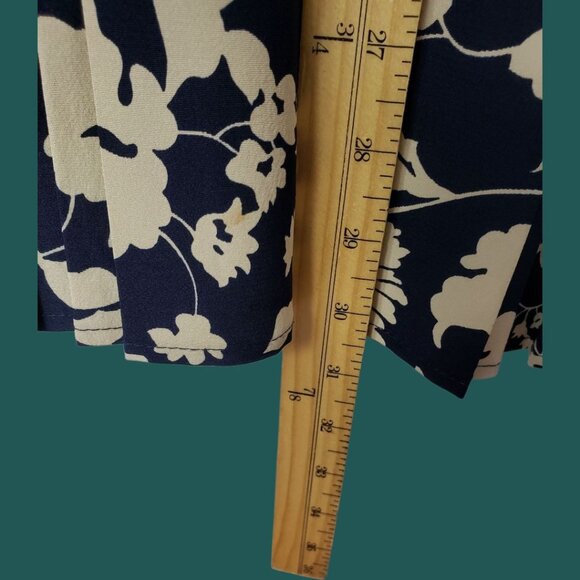 St.Michael Vtg Style Floral Pleated Midi Skirt Navy & Cream Sz 16 - Picture 6 of 10
